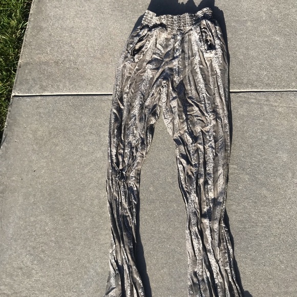 loose pattern flowy pants - Picture 2 of 5